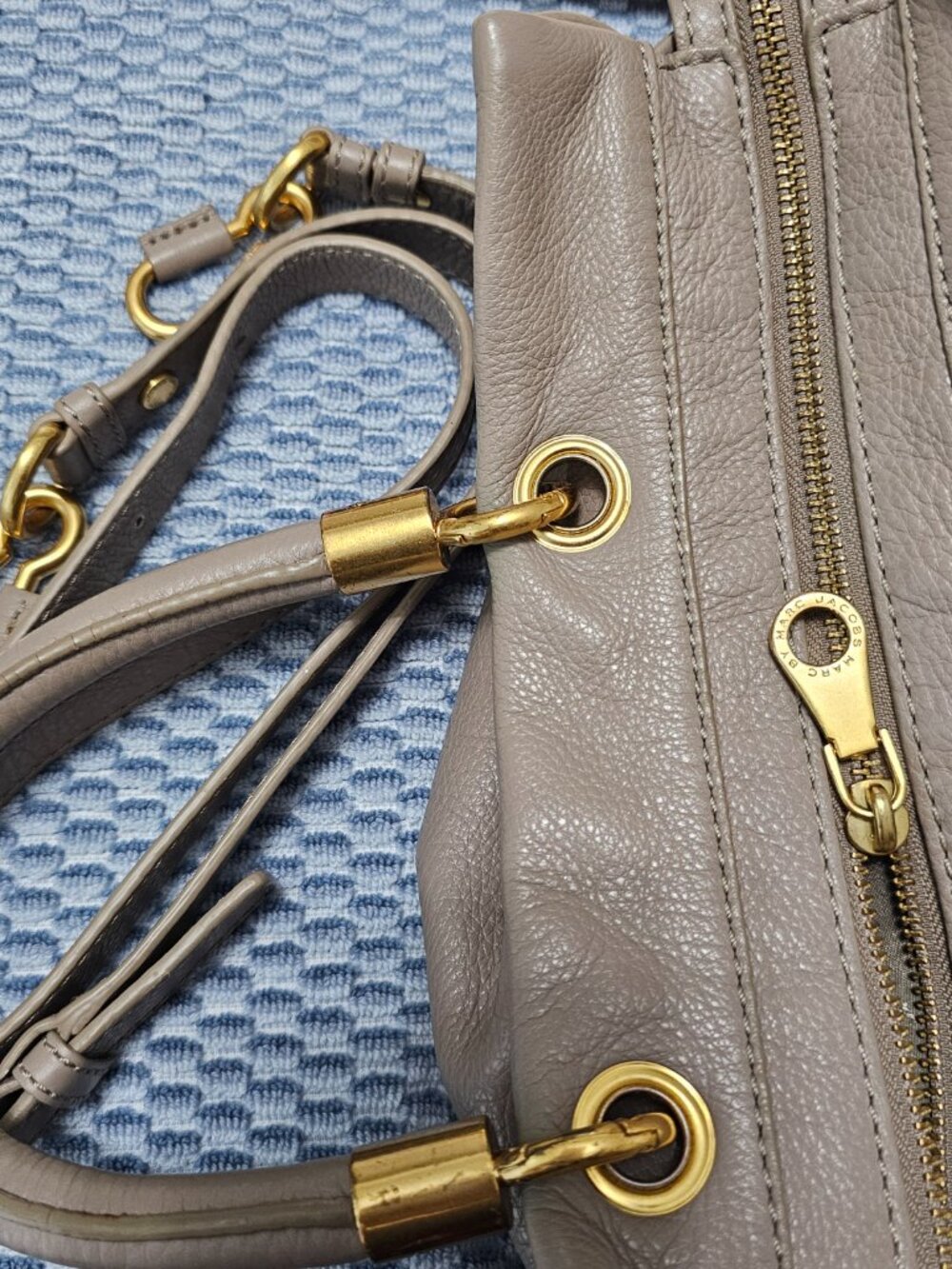 Marc By Marc Jacobs Taupe Beige Pebbled Leather Crossbody Satchel Bag - Picture 5 of 5